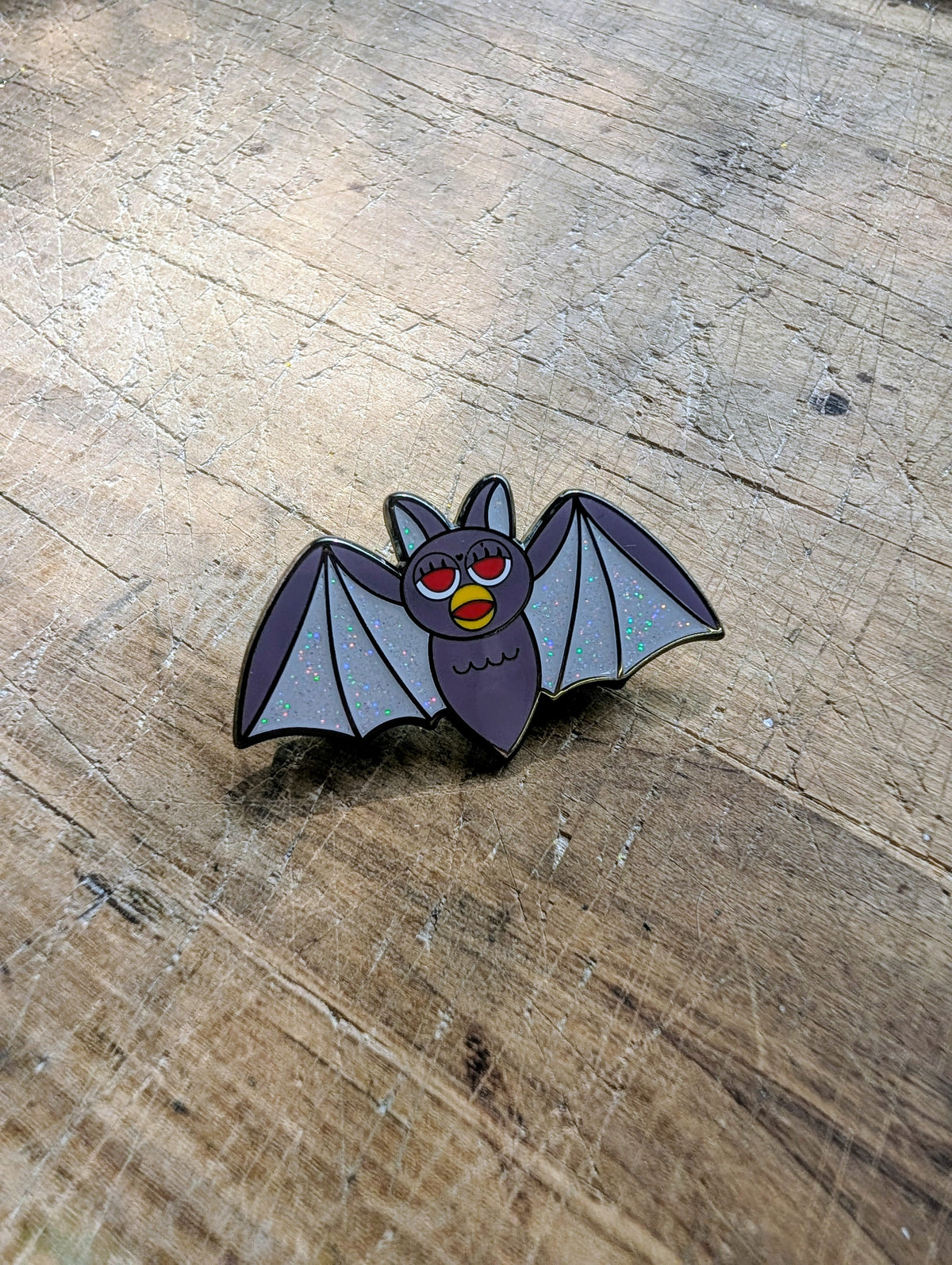 Enamel bat pin